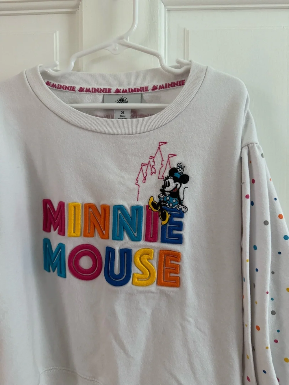 Girls' Disney Minnie Mouse White Pullover Sweatshirt with Colorful Lettering